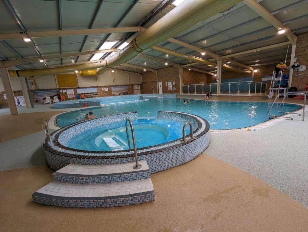 Big Boss Caravan-Camber Sands, Free Wi-Fi, Netflix, Parking Eksteriør bilde